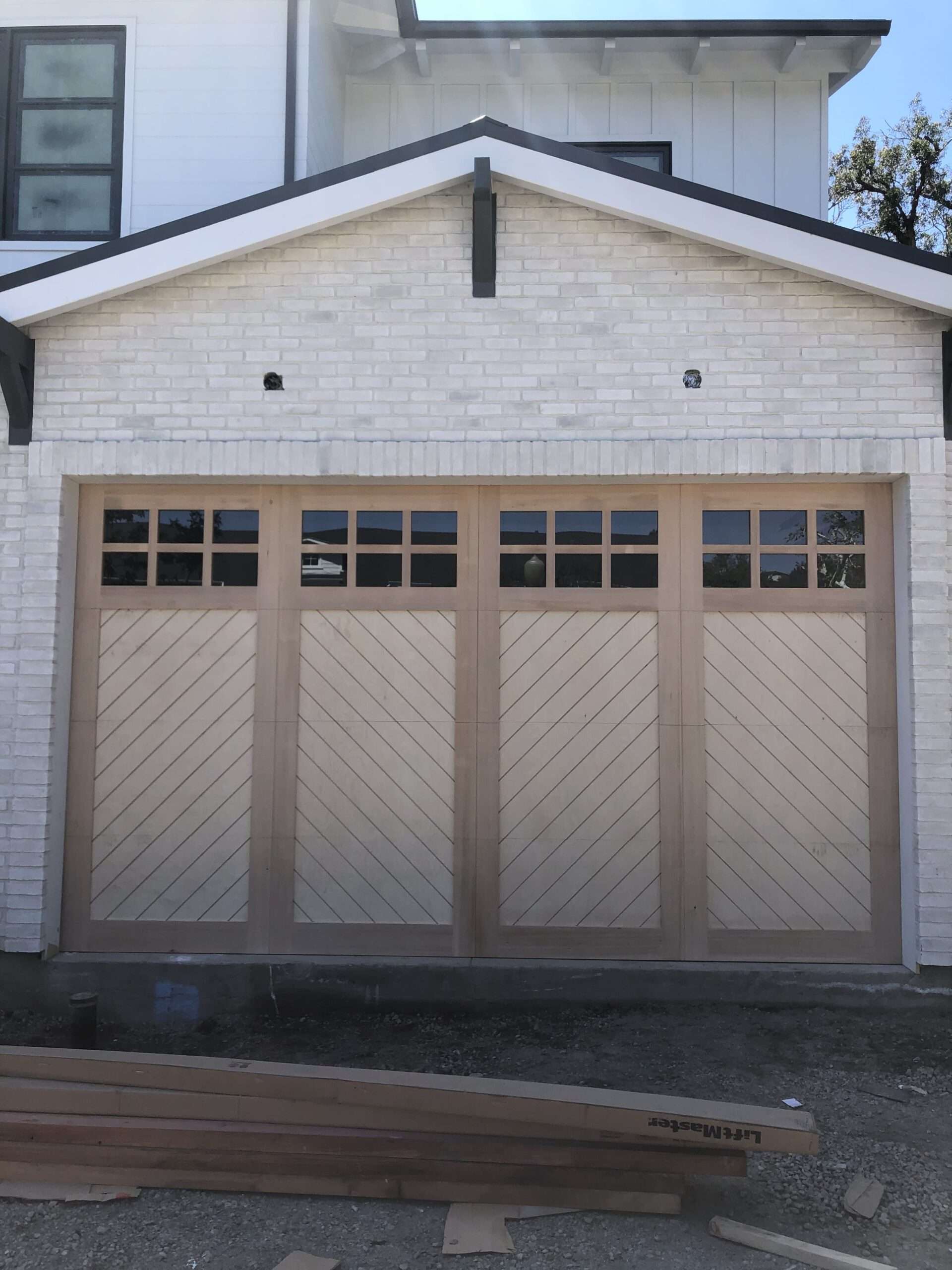 Professional garage door installation services in Sacramento